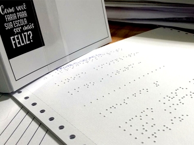 O desafio desse ano foi criar espa�os acess�veis e intuitivos unindo design e arquitetura na EE Inah de Mello